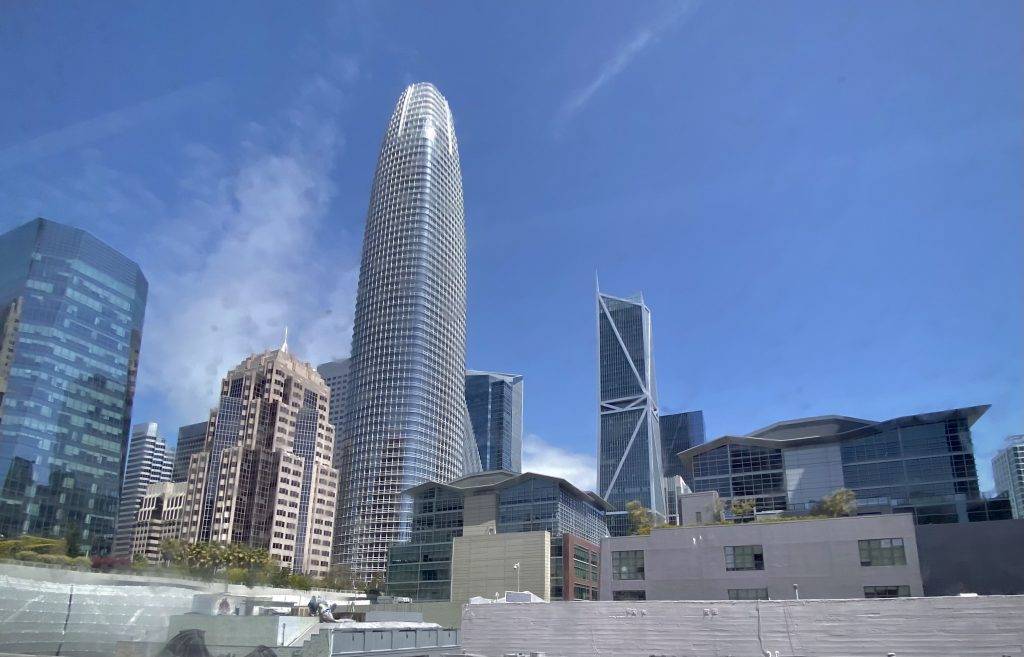 Smart Building Beispiel - Salesforce Tower, San Francisco